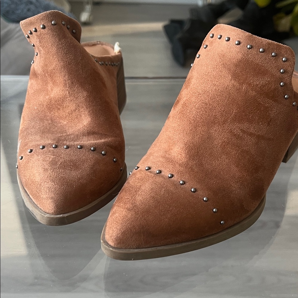 Studded Tan Suede Women's Shoes
